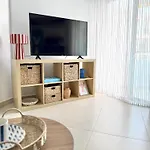 Sunny Escape In Cristianos * أرونا